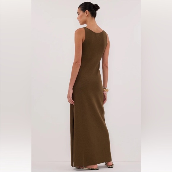 DISSH • Olive sleeveless maxi dress - XS - Picture 4 of 9